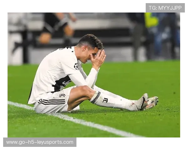 阿贾克斯主场强势，荷甲冠军争夺步步为营，阿贾克斯在荷甲